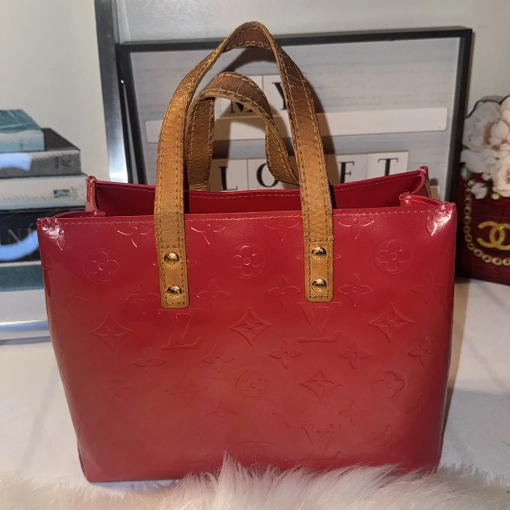 Louis Vuitton Framboise Monogram Vernis Reade PM Bag GUC - Picture 5 of 13
